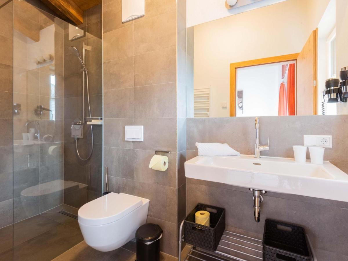 Fantastic Chalet With Sauna Niedernsill Extérieur photo