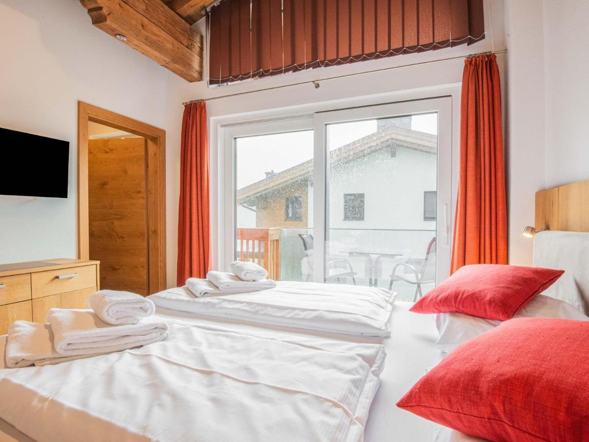 Fantastic Chalet With Sauna Niedernsill Extérieur photo